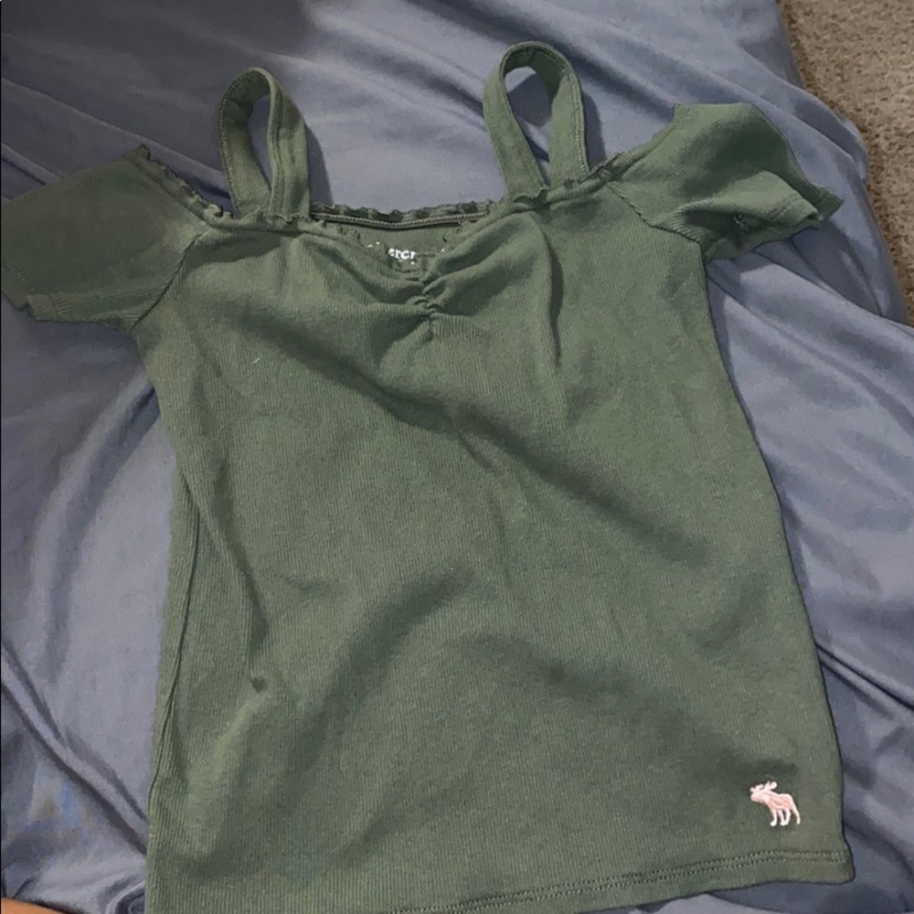 Girls Abercrombie shirt size 7/8
